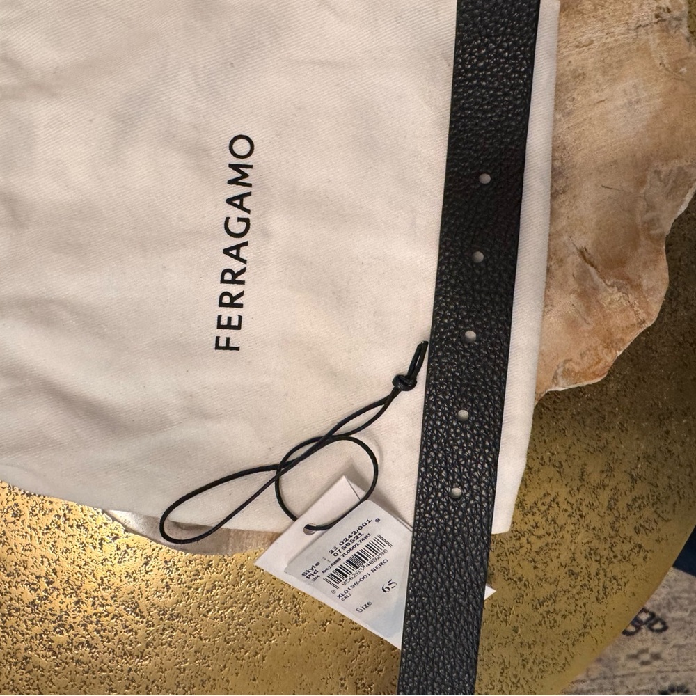 Salvatore Ferragamo Black Leather Gancini Belt – Gold Buckle – Size 65 /XS NWT!! - Picture 9 of 13